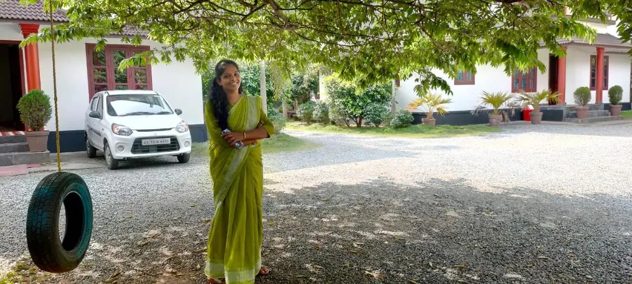 Three Roots Holiday Home Resort Sultan Bathery
