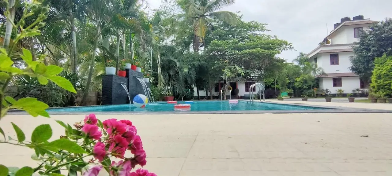 Three Roots Holiday Home Resort Sultan Bathery India