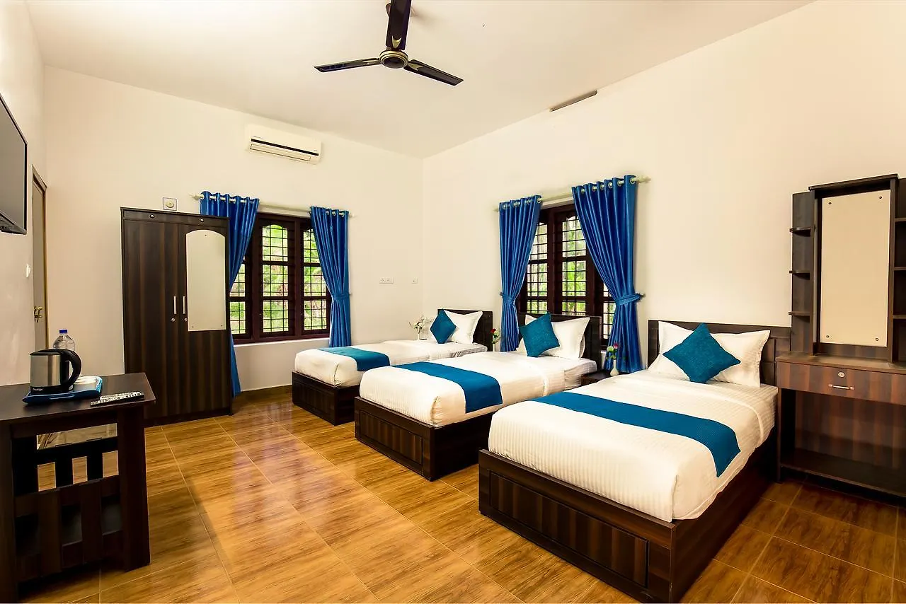 Three Roots Holiday Home Resort Sultan Bathery 3*,  India