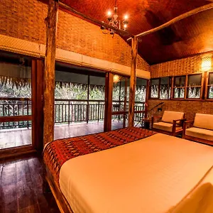 Resort Pepper Trail